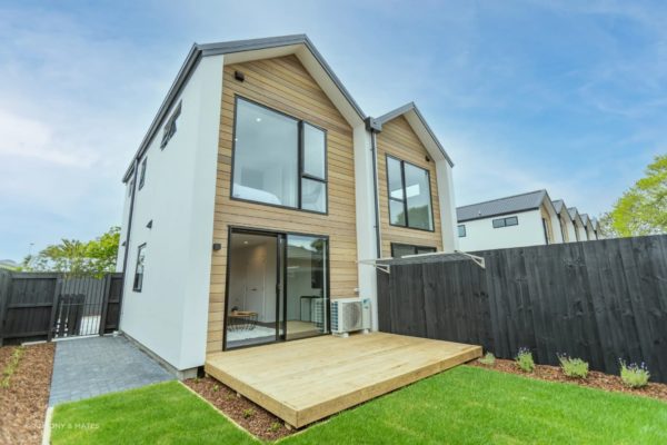 bird_built_Lyttelton St – 7 townhouses_7